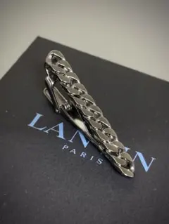 Item thumbnail for item d80cb130-b1a9-49b4-bcab-546563828898