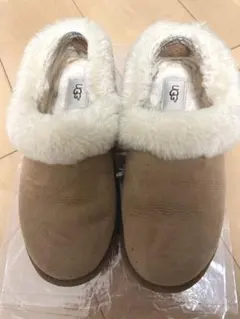 UGG NITA チェスナット　7 スリッポン　24センチ