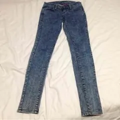 新品！ユニクロ  スキニージーンズ      サイズ22（56㎝）