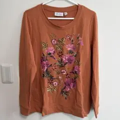 【美品】Denim&Co. 花柄プリントスウェット トレーナー M テラコッタ