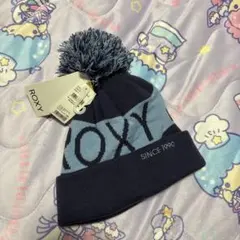 ROXY ポンポン付きニット帽