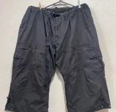 Carhartt ブラック カーゴパンツ ドローコード付き ハーフパンツ