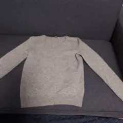 UNIQLO グレー カシミヤ　Vネック S