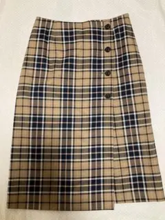 ナチュラルビューティーベーシック　チェック柄タイトスカート