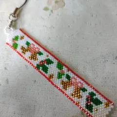 ビーズ刺繍チャーム ストラップ付き