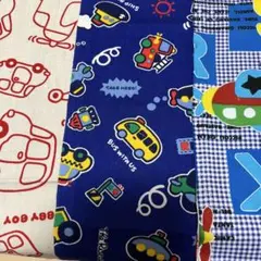 生地　乗り物柄　ハギレ3枚セット　くるま