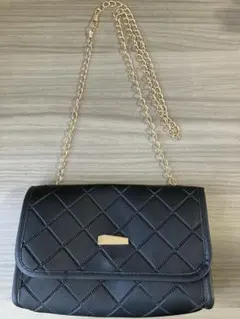 【未使用 】ブラック キルティング チェーンショルダーバッグ ミニ 斜めがけ