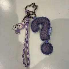 美品 POP MART イニシャルラブブ ストラップ ?