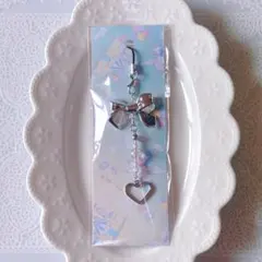 ハンドメイド ビーズストラップ シルバー リボン ハート 星