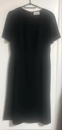 組曲 ブラック黒 フォーマル 礼服 半袖 ワンピース 春夏