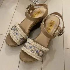 Item thumbnail for item e09c7324-b479-40da-bbdf-d5cc9e45d613