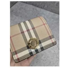 BURBERRY 二つ折り財布 チェック柄のサムネイル