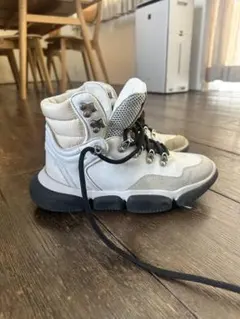 Moncler（モンクレール）レディース スニーカーブーツ 38