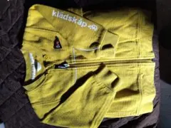 klädskaap ジップアップアウター 90