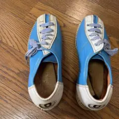 青色オープントゥボウリングシューズ