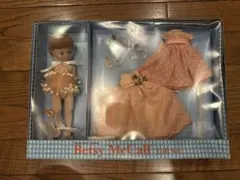 タイニーベッツィーマッコール Tiny Betsy McCall50周年 希少 - メルカリ