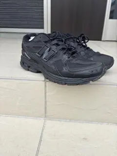 New Balance M1906NJ Triple Black 26cmのサムネイル