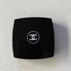 シャネル　アイシャドウ