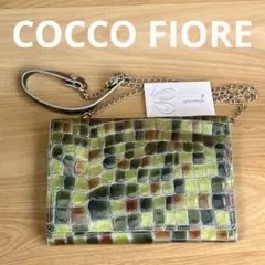 未使用保管品 コッコフィオーレ ショルダーウォレット 財布 型押し エナメル