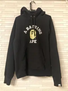 A BATHING APE パーカー　Lサイズのサムネイル