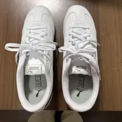 PUMA スニーカー ホワイト