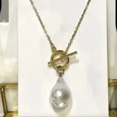 【新品未使用】バロックパール の マンテル ネックレス　ゴールド