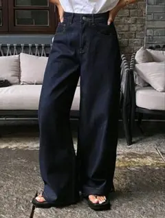 ワイドレッグ デニムパンツ ダークウォッシュのサムネイル