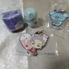 RM　コヤ　セット　キーホルダー　ポーチ　１番くじ　タイニータン　bt21　rm