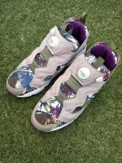 Reebok Instapump Fury フローラルデザイン
