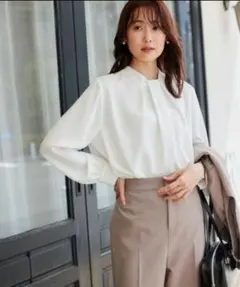 美品　ロペピクニック　ボウタイブラウス　ホワイト　Mサイズ