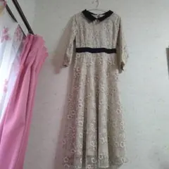 ベージュ レース ロングワンピース 襟付き
