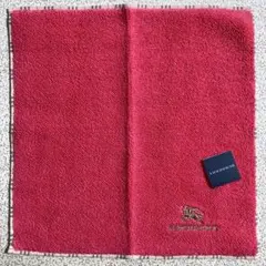 BURBERRY　バーバリー　タオルハンカチ　レッド系　ノバチェック　約25cm