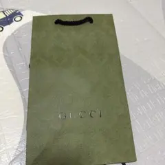 GUCCI エンボス加工 グリーンショッパー袋
