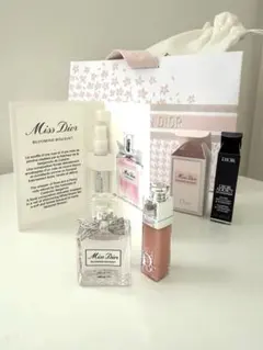 Christian Dior オードトワレ グロス スキンケア サンプルセットのサムネイル