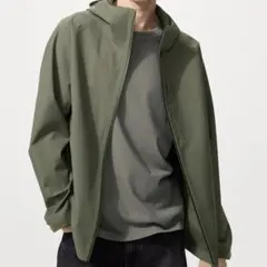 【メンズLサイズ】ユニクロ ブロックテックパーカー