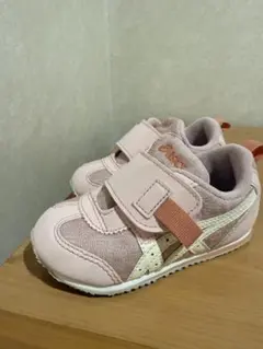 週末価格ASICS ベビーシューズ ピンク ベルト付き　アシックス　14.5