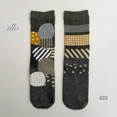 左右非対称　アシメトリー　靴下　ソックス　幾何学模様　グレー　おしゃれ