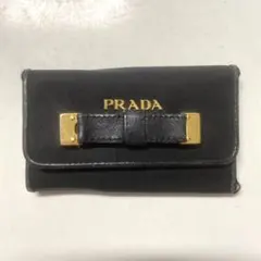 PRADA キーケース　リボン　ブラック