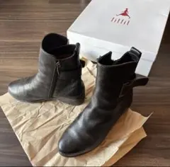 美品fitfit ショートブーツ23.5