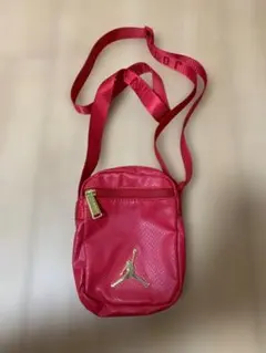 Item thumbnail for item ae01db97-03f9-4606-8278-3d95257b6274