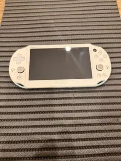 【ジャンク品】PS Vita PCH-2000 本体＋ソフト5本