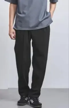 ユナイテッドアローズ　ブラックパンツ
