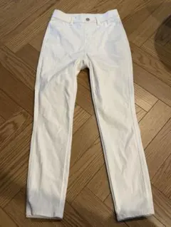 UNIQLO ホワイト スキニーパンツ Sサイズ
