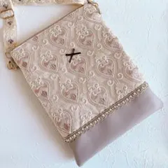 インド刺繍生地　サコッシュ　ショルダーバッグ　ハンドメイド　スマホポーチ