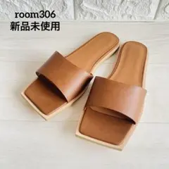 新品未使用✨ room306スクエアトゥサンダルのサムネイル