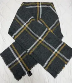 グレー マフラー