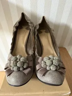 Pitti パンプス 26cm EE ベージュ リボンのサムネイル