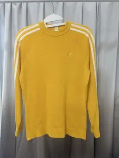 adidas イエロー セーター