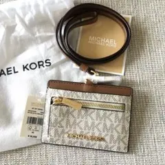 新品　マイケルコース MICHEAL KORS　ID カードケース パスケース