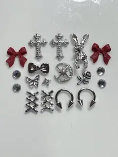 メタル　ネイルパーツ　ゴシック　地雷　界隈14個　y2k おまけストーン付き